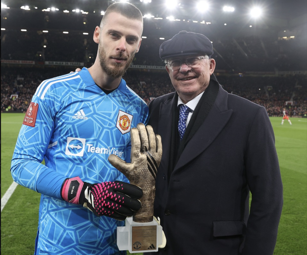Man United gây sốt khi 'tuyệt tình', tình yêu của David de Gea bị đe dọa sát ngày cưới