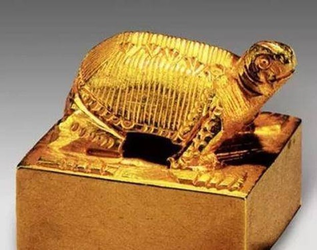 Bí ẩn cổ vật quý giá trị hơn 3.300 tỷ đồng nhưng “vô dụng” - Ảnh 2.