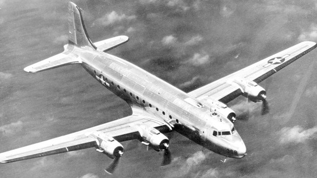 Sự thật về máy bay chở 92 người mất tích bí ẩn, 35 năm sau hạ cánh với cảnh tượng kinh hoàng - Ảnh 1.
