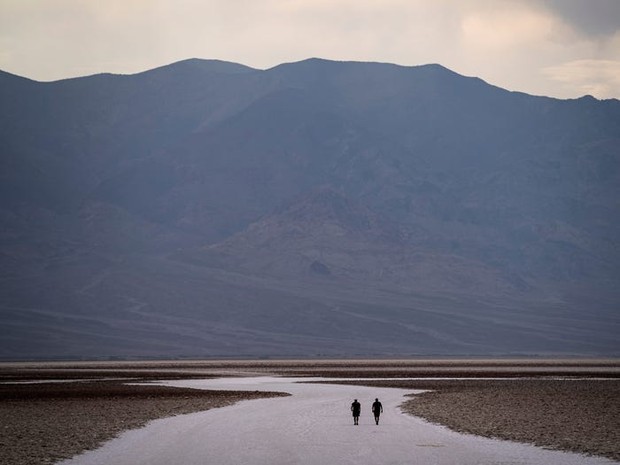 Thung lũng Chết sắp đạt đến nhiệt độ nóng nhất trong lịch sử: Chuyên gia ra cảnh báo trên toàn cầu - Ảnh 2.