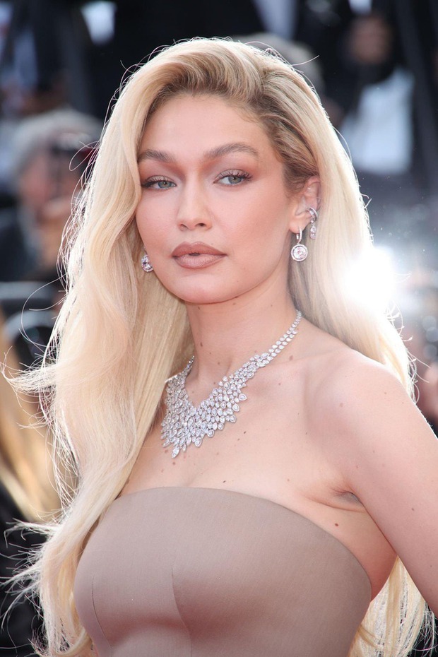 Gigi Hadid bị phạt 1000 USD vì tàng trữ cần sa - Ảnh 2.