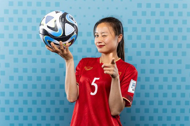 Bộ ảnh tuyển nữ Việt Nam: Hình ảnh hoàn hảo, gợi cảm hơn cả World Cup