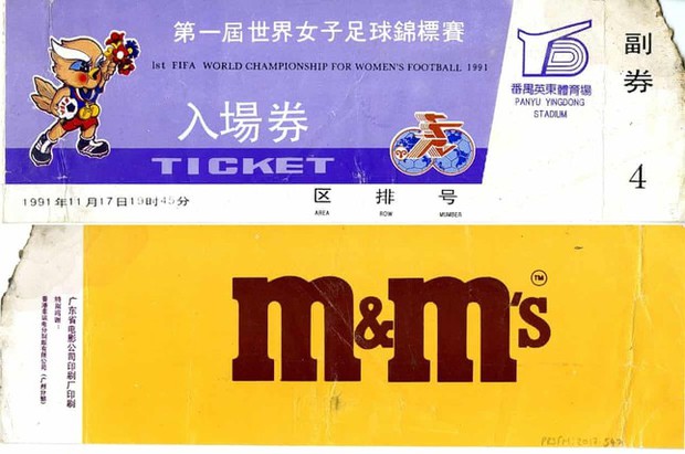 Cúp kẹo viên chưa biết: Những sự thú vị của kỳ World Cup nữ đầu tiên