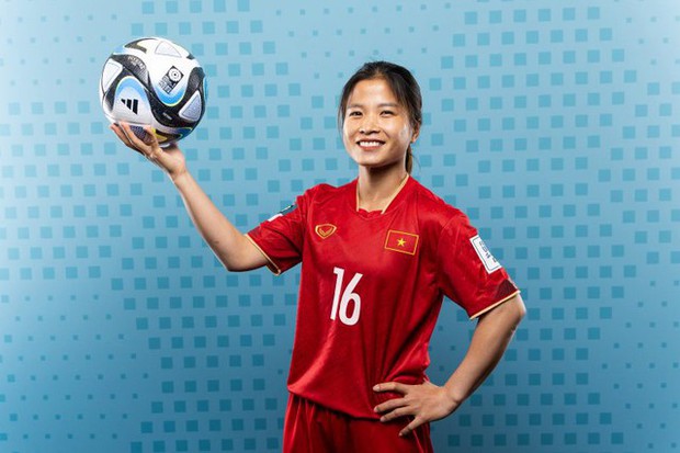 Bộ ảnh tuyển nữ Việt Nam: Hình ảnh hoàn hảo, gợi cảm hơn cả World Cup