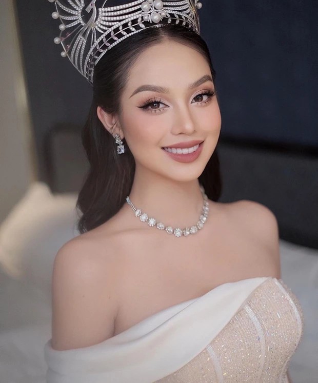 Cuộc sống tình ái của Hoa hậu Thanh Thủy: Những bí mật động trời bạn không thể bỏ qua!