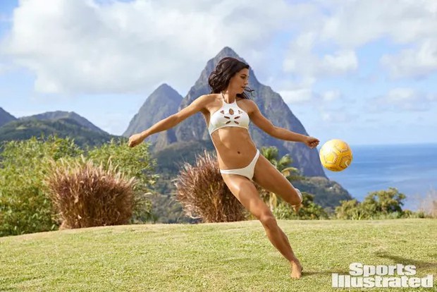 Bộ ảnh đẹp mê hồn tiền đạo số 1 tuyển Mỹ tại World Cup nữ 2023
