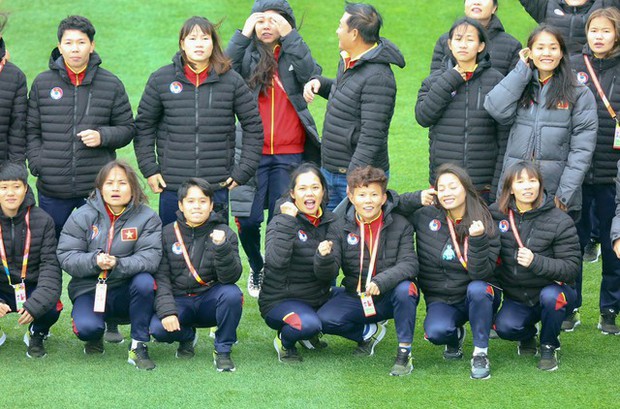 Đội tuyển nữ Việt Nam gây sốt với tình yêu hoành tráng dành cho đất nước tại World Cup 2023