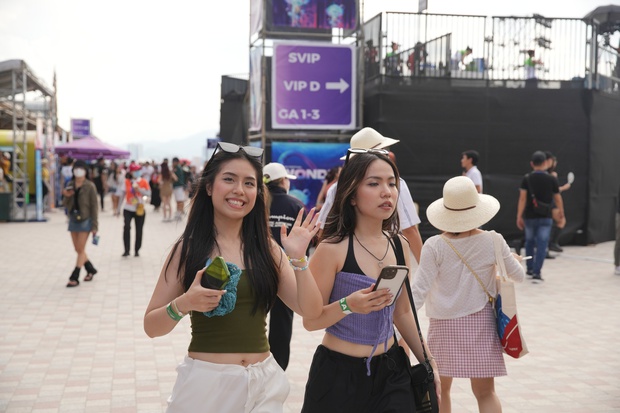 Hội trai xinh, gái đẹp lên đồ cực cháy trải nghiệm Summer Fest đỉnh cao tại đảo Hòn Tre - Ảnh 11.