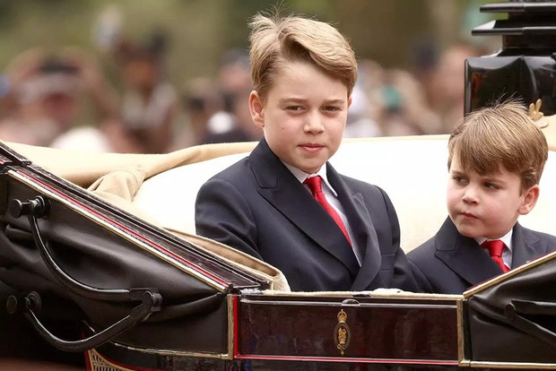 Vương phi Kate Middleton thức khuya làm một việc vào ngày sinh nhật 10 tuổi của con trai đầu - Ảnh 1.