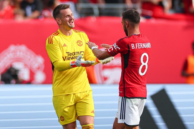 Arsenal bị Man United đánh bại thảm hại trên sân MetLife - 80000 khán giả sửng sốt