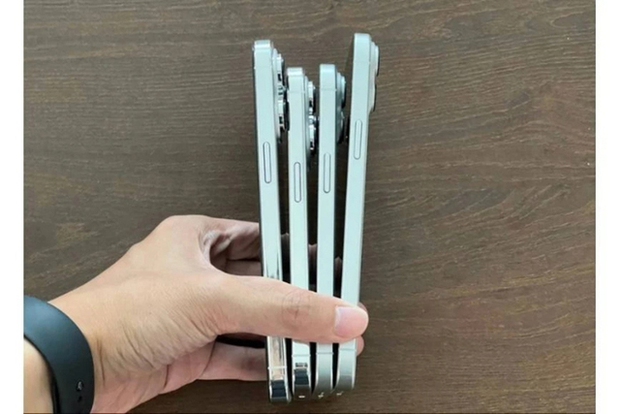 Hình ảnh mới nhất của iPhone 15 Pro lộ diện: Viền siêu mỏng, thiết kế có thay đổi lạ - Ảnh 3. Hình ảnh mới nhất của iPhone 15 Pro lộ diện: Viền siêu mỏng, thiết kế có thay đổi lạ - Ảnh 3.
