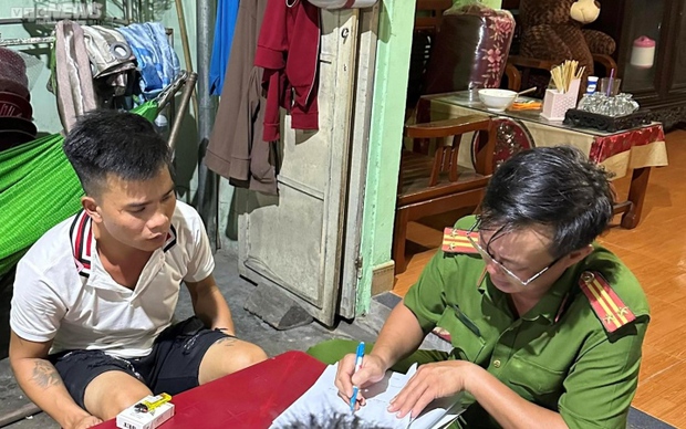 Tài xế phê ma tuý tông 5 người thương vong ở Huế từng đi tù vì tội giết người - Ảnh 1. Tài xế phê ma tuý tông 5 người thương vong ở Huế từng đi tù vì tội giết người - Ảnh 1.