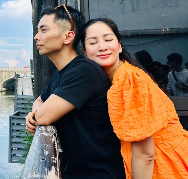 Bí kíp nịnh hoàn hảo của Phan Hiển để thu hút mỹ nhân