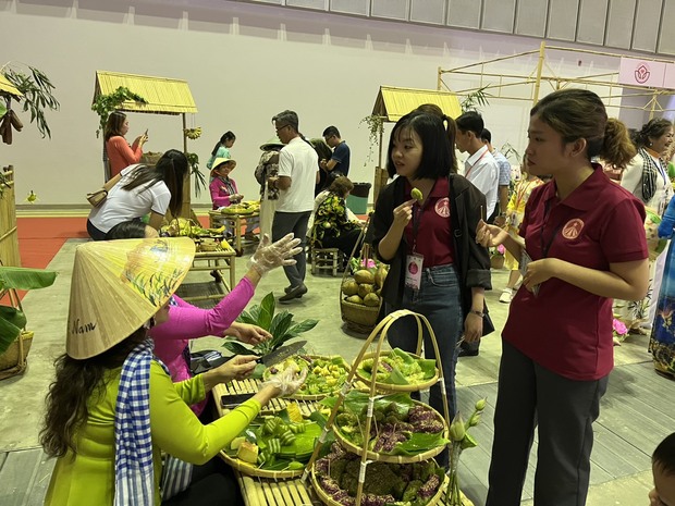 TP Hồ Chí Minh khai thác kinh tế đêm để “kéo” du khách - Ảnh 3.