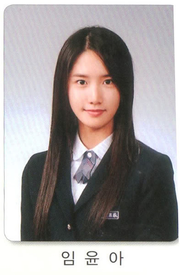 Yoona: Nữ thần Kpop từng suýt từ bỏ ca hát, luôn đứng top danh sách những ngôi sao hàng đầu