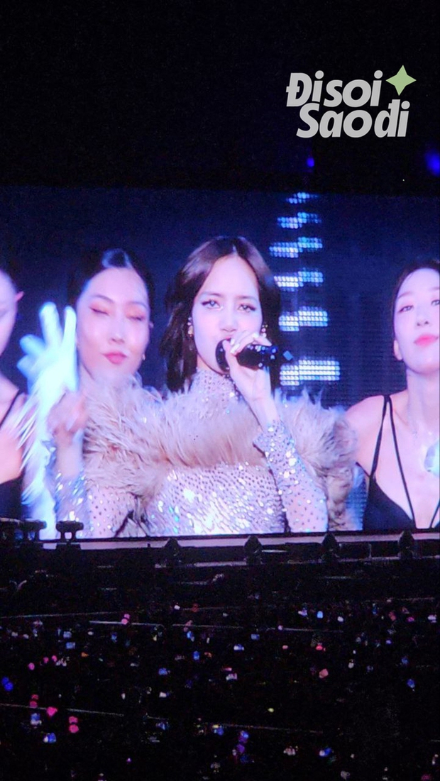 Jennie - Lisa gây bão mạng vì... bóng lưng tuyệt mỹ ở concert BLACKPINK Hà Nội ngày 2: Bảo sao được gọi là thánh body! - Ảnh 9.