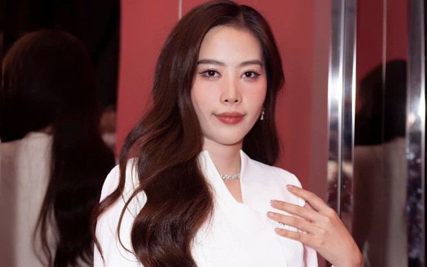 Những khó khăn và áp lực gặp phải trong cuộc sống của Nam Em khiến ai cũng không thể bỏ qua