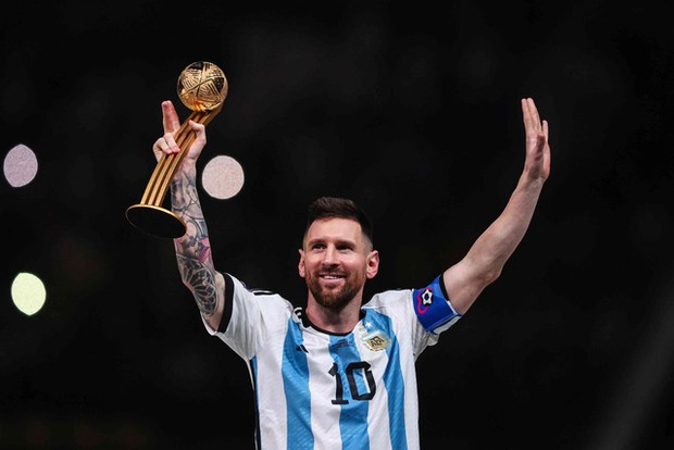 Top 5 cầu thủ giàu nhất hành tinh: Messi vượt mặt Ronaldo