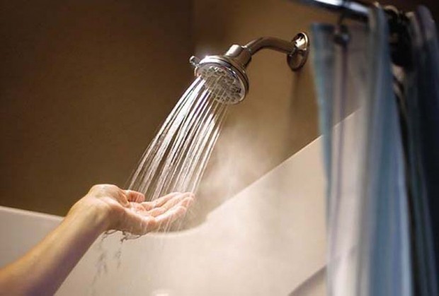 5 thói quen khi tắm phá sức khỏe phải bỏ ngay - Ảnh 1. 5 thói quen khi tắm phá sức khỏe phải bỏ ngay - Ảnh 1.