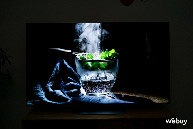Ngắm siêu phẩm TV LG OLED G3 mới: Rẻ hơn nhưng sáng hơn nhờ công nghệ mới, thiết kế mỏng nhưng bền - Ảnh 13. Ngắm siêu phẩm TV LG OLED G3 mới: Rẻ hơn nhưng sáng hơn nhờ công nghệ mới, thiết kế mỏng nhưng bền - Ảnh 13.
