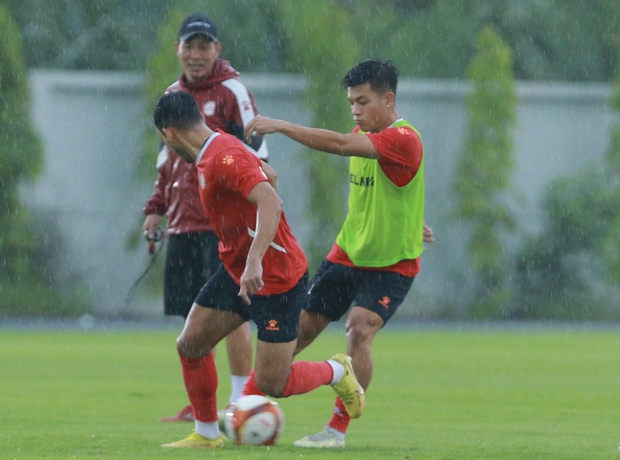 Patrik Lê Giang - Ngôi sao trẻ mới của CLB TPHCM chinh phục mộng ước dưới cơn mưa nặng hạt