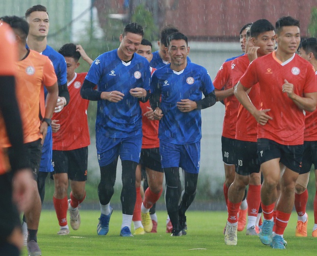 Patrik Lê Giang - Ngôi sao trẻ mới của CLB TPHCM chinh phục mộng ước dưới cơn mưa nặng hạt