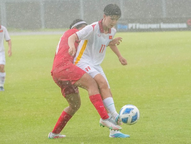 Hào quang của U19 nữ Việt Nam: Ghi mưa bàn thắng trước U19 Singapore
