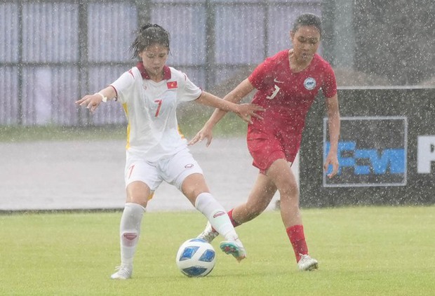 Hào quang của U19 nữ Việt Nam: Ghi mưa bàn thắng trước U19 Singapore