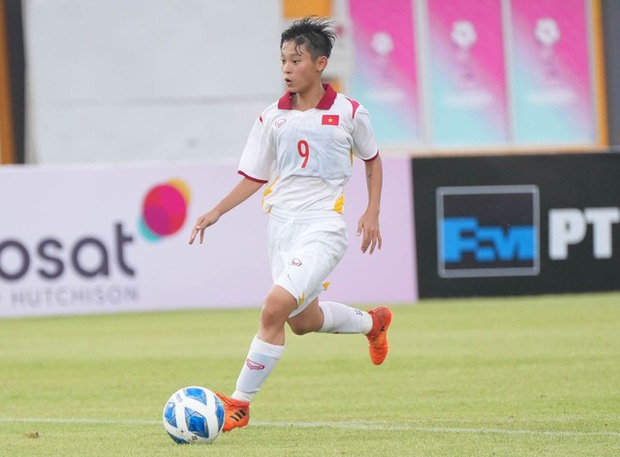 Hào quang của U19 nữ Việt Nam: Ghi mưa bàn thắng trước U19 Singapore