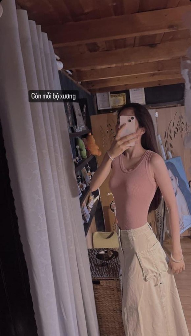 Cận cảnh nhan sắc Nam Em gợi cảm đầy quyến rũ