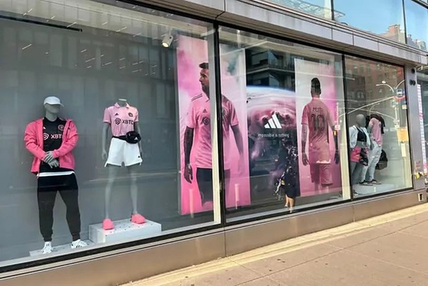 Messi chốt số áo, được chơi bên cạnh hai đồng đội cũ khi chuyển đến Inter Miami - Ảnh 1.