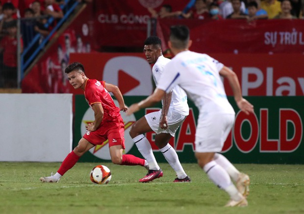 Quang Hải thất vọng vì cú đá hỏng penalty, CLB CAHN lâm nguy tại vòng 1/8 Cúp Quốc gia 2023