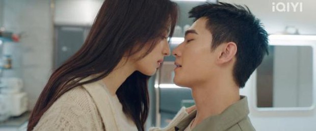 Mỹ nam hơn 10 năm nhan sắc không đổi: Diễn tệ ở mọi góc mặt, 7 lần bị chỉ trích vì nghi vấn hẹn hò bạn diễn nữ - Ảnh 11. Mỹ nam hơn 10 năm nhan sắc không đổi: Diễn tệ ở mọi góc mặt, 7 lần bị chỉ trích vì nghi vấn hẹn hò bạn diễn nữ - Ảnh 11.