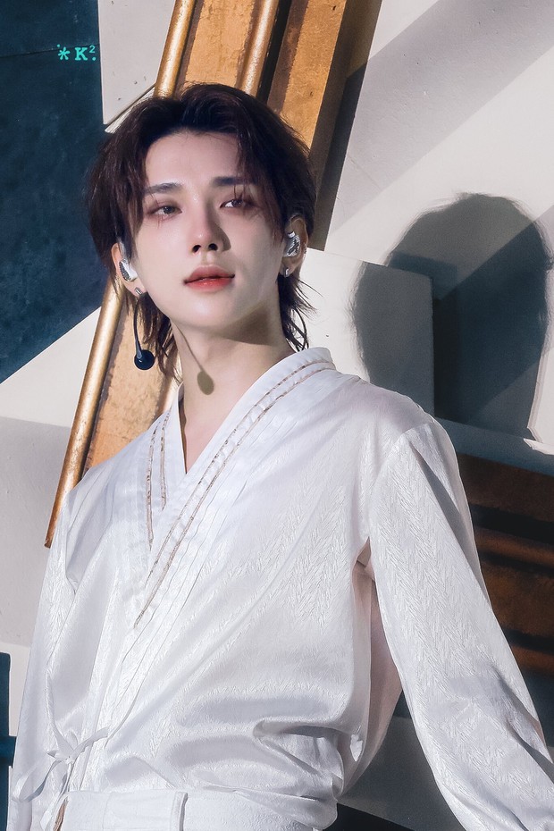 Thông tin mới: Mỹ nam của SEVENTEEN phải rời nhóm vì tin đồn hẹn hò chưa xác thực