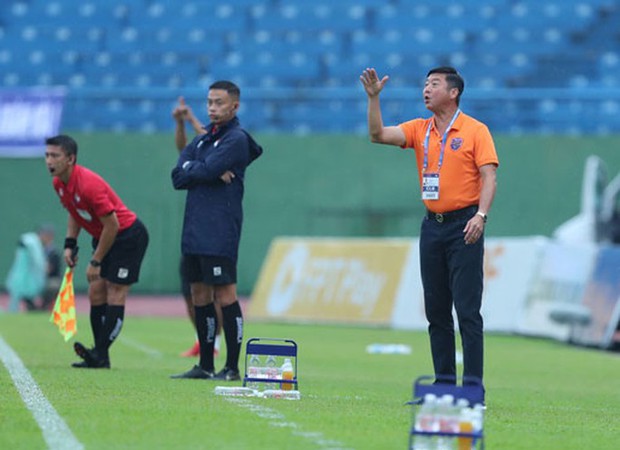 Những tình huống căng thẳng trong cuộc đua trụ hạng V-League 2023 vào ngày 11/8