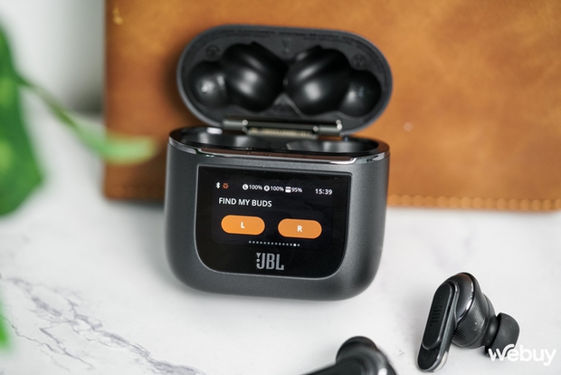 Đây là cặp tai nghe True Wireless với màn hình đầu tiên trên Thế giới - Ảnh 16. Đây là cặp tai nghe True Wireless với màn hình đầu tiên trên Thế giới - Ảnh 16.