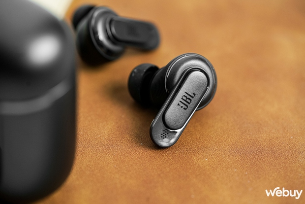 Đây là cặp tai nghe True Wireless với màn hình đầu tiên trên Thế giới - Ảnh 30. Đây là cặp tai nghe True Wireless với màn hình đầu tiên trên Thế giới - Ảnh 30.