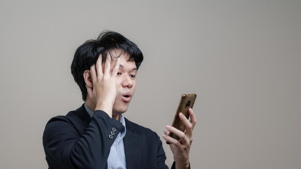 Nghe lời bạn gái quen qua mạng, nhà tư vấn tài chính mất cả triệu đô, cảnh sát chỉ ra trò lừa đảo mổ lợn nhiều người mắc phải - Ảnh 1. Nghe lời bạn gái quen qua mạng, nhà tư vấn tài chính mất cả triệu đô, cảnh sát chỉ ra trò lừa đảo mổ lợn nhiều người mắc phải - Ảnh 1.