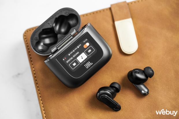 Đây là cặp tai nghe True Wireless với màn hình đầu tiên trên Thế giới - Ảnh 25. Đây là cặp tai nghe True Wireless với màn hình đầu tiên trên Thế giới - Ảnh 25.