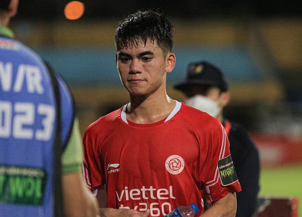 Báo chính thức: Hoàng Đức xúc động, rơi nước mắt vì Viettel đánh mất ngôi vô địch VLeague 2023