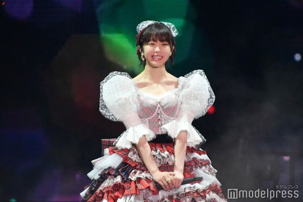 Chuyện đời nữ idol: Từ việc cạo đầu vì trải qua đêm tại nhà nam ca sĩ nổi tiếng đến cuộc sống thay đổi khó tin