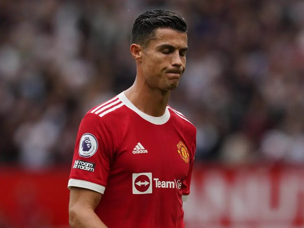 Ronaldo truyền cảm hứng lịch sử ở tuổi 38: Đây là lí do anh vẫn không bao giờ lụi tàn