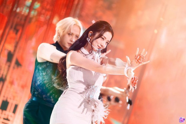 Thảm họa hủy diệt, Jisoo sẽ làm gì nếu BlackPink chấm dứt hoạt động?