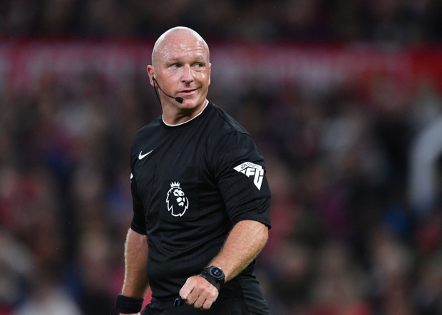 Skandal đổ đèo! Phát hiện bất ngờ về việc không thổi phạt đền cho Man Utd!