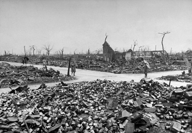 Ảnh hiếm về Hiroshima và Nagasaki sau thảm kịch bom nguyên tử, 78 năm trôi qua vẫn gây ám ảnh khôn nguôi - Ảnh 4.