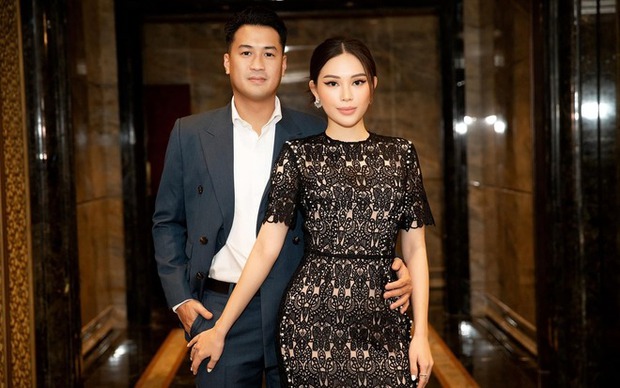 Tỷ phú Johnathan Hạnh Nguyễn nhận xét hài hước về ông xã Hà Tăng, đông con nên không nhớ tuổi Hiếu Nguyễn - Ảnh 4.