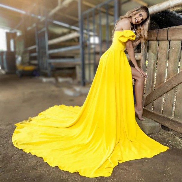 Bí mật nổi bật về người mẫu tình mới của Chelsea - Caicedo