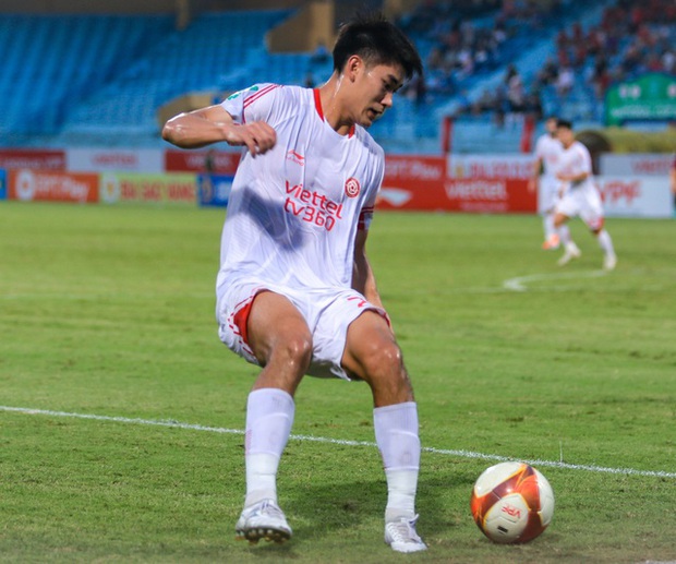 Nhâm Mạnh Dũng tạo dấu ấn đặc biệt với hình ảnh động lòng fan duyên dáng