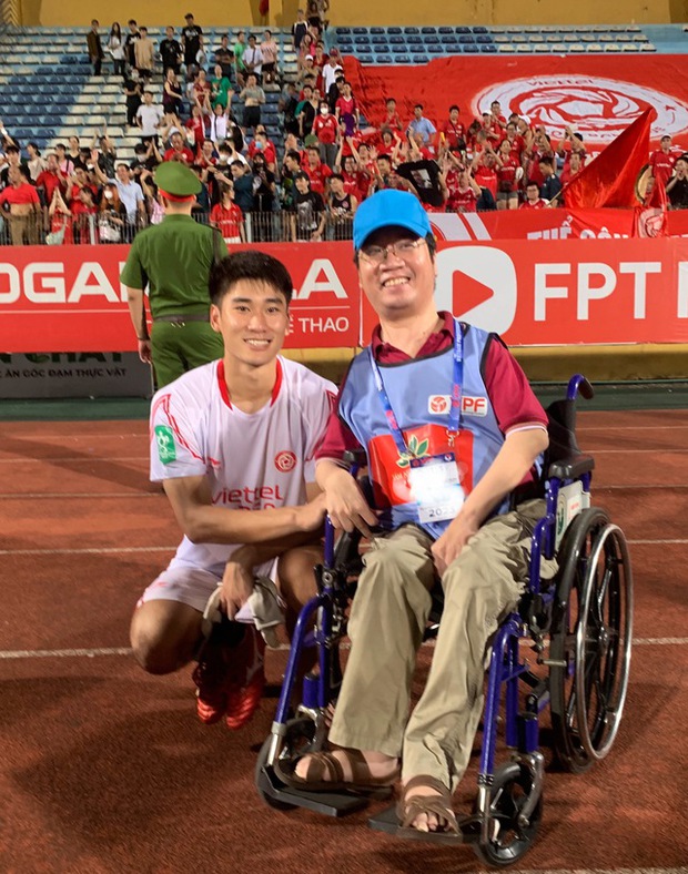 Nhâm Mạnh Dũng tạo dấu ấn đặc biệt với hình ảnh động lòng fan duyên dáng