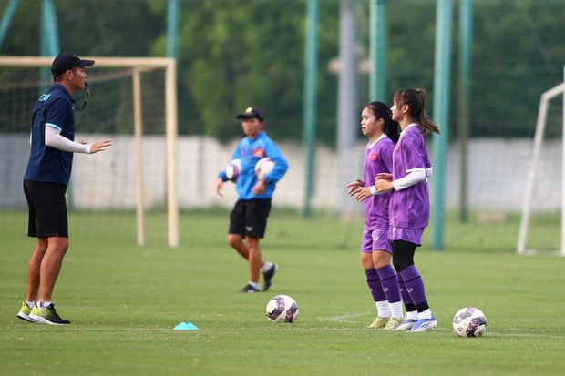HLV Akira tiết lộ mục tiêu tham dự VCK U17 nữ châu Á của U17 nữ Việt Nam: Sẽ là đối thủ đáng gờm!